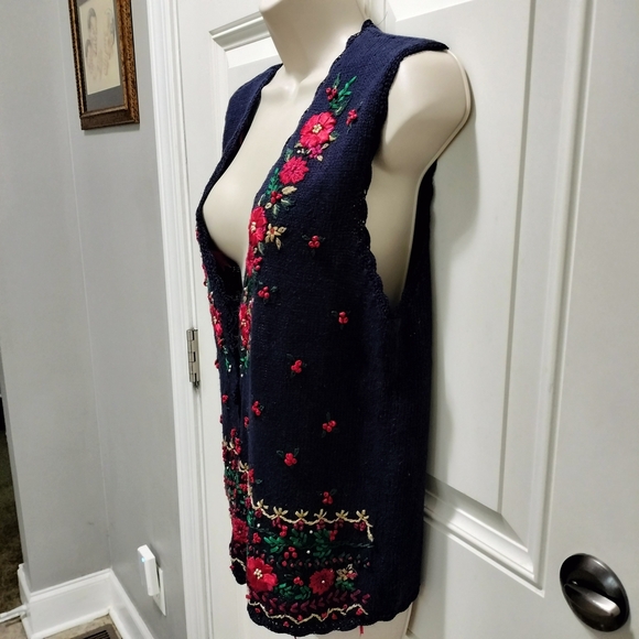 Vintage Alyssa Brooke Christmas Floral Embroidered VNeck Sweater Vest-Ships fast - Picture 5 of 7